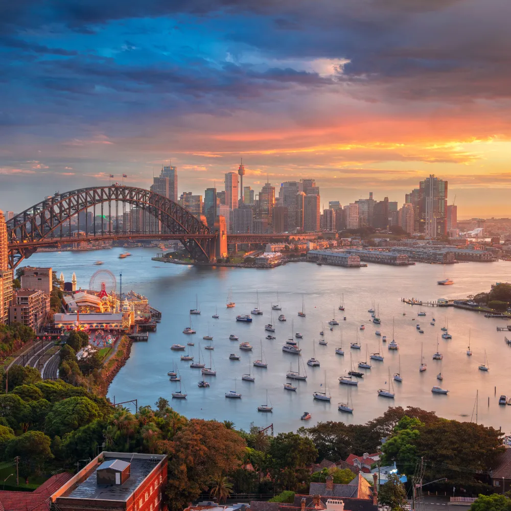 Scenic view of an Oceania coastal town with waterfront and architecture.